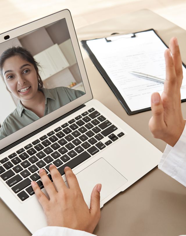 Online One-to-One Personalized training at Aksent