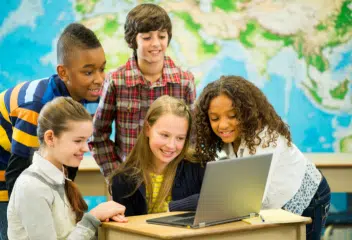 Global career preparation with Corporate English training at Aksent